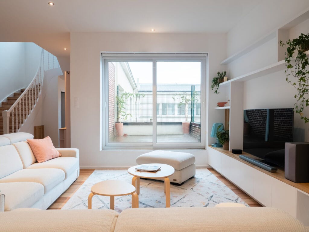 Rénovez votre maison coron avec Lisa, notre architecte d'intérieur de Lille.