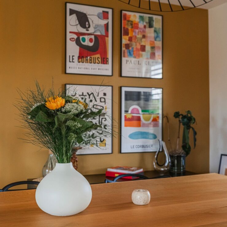 Le jaune moutarde : une touche rétro-chic pour dynamiser votre intérieur