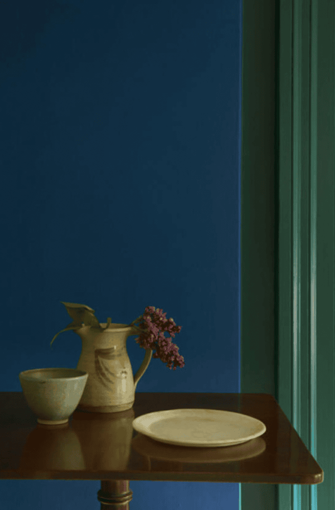 bleu roi Deep Space Blue