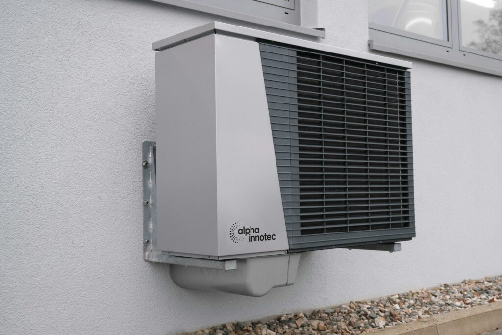 Pompe à chaleur ou climatisation : quelles différences et laquelle choisir ?