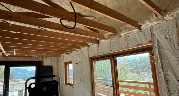 Mousse polyuréthane isolante : gain de place, gain thermique et phonique