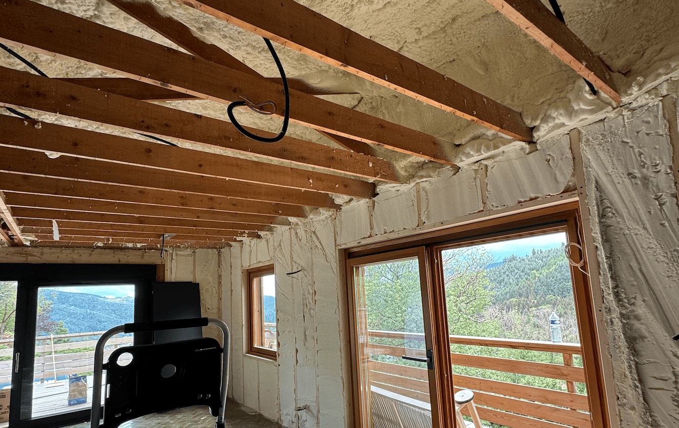 Mousse polyuréthane isolante : gain de place, gain thermique et phonique