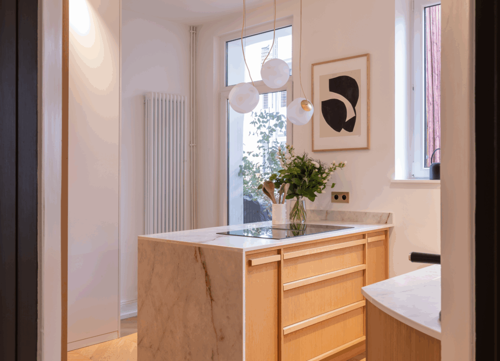 porte fenêtre cuisine avec accès balcon