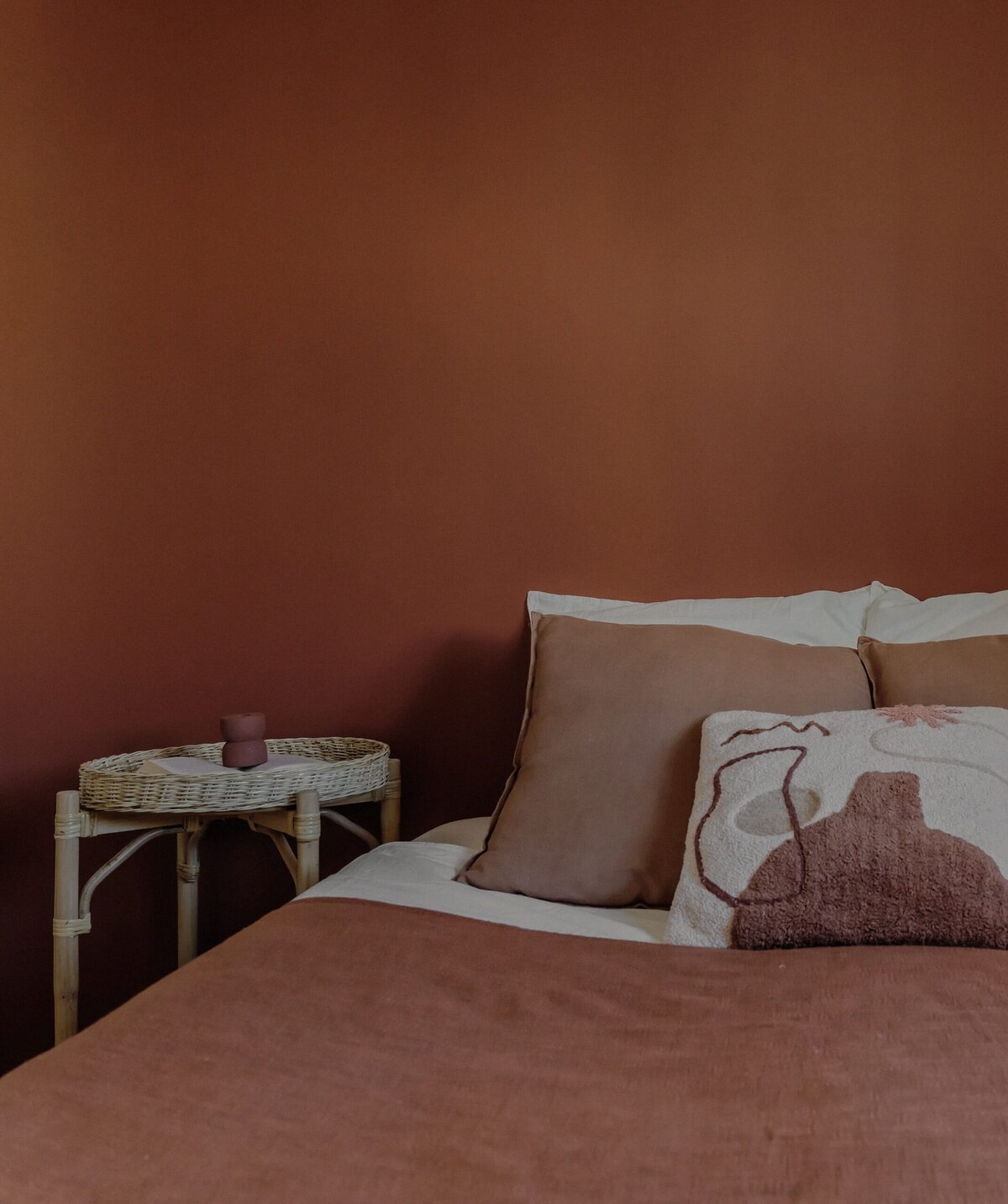 Chambre terracotta : l’art de créer un cocon chaleureux et intemporel