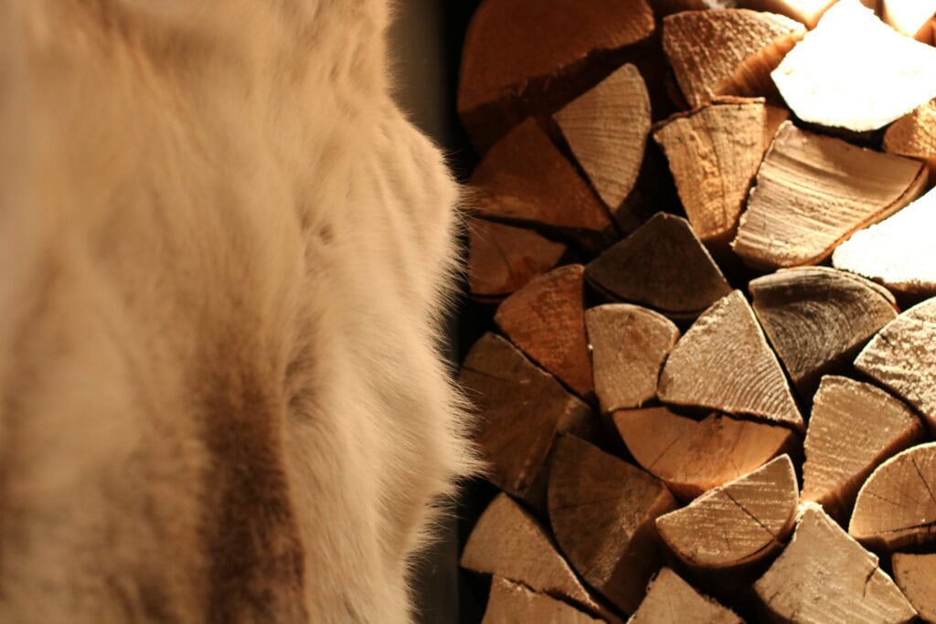 Créer une ambiance chalet : moodboard et projets by Ynspir