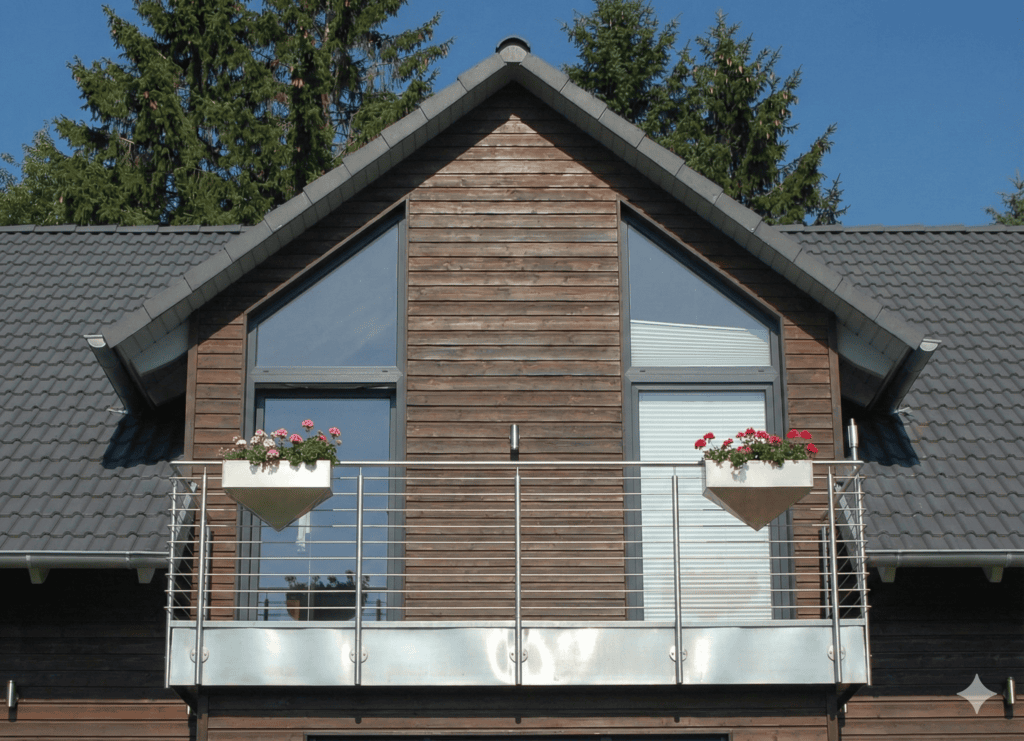 Fenêtre trapèze vue de face, gris anthrcaite