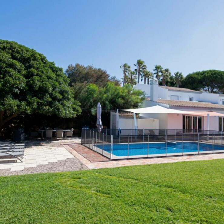 Comment la voile d’ombrage change la gestion thermique en extérieur ?