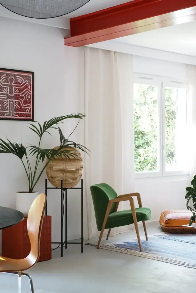 Notre projet de rénovation d'une maison des années 30 à Toulon qui mélange pleins de couleurs notamment le orange et le vert