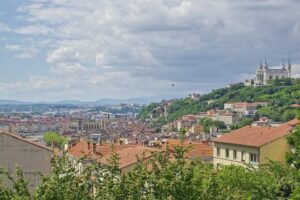 Les meilleurs quartiers de Niort pour investir et rénover : où miser en 2024 ?