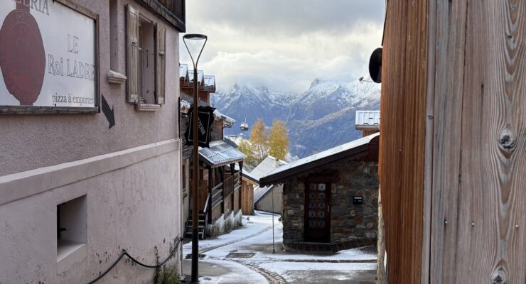 Les meilleurs quartiers de l’Alpe d’Huez pour acheter, rénover et investir