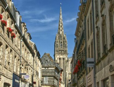 Comment trouver la meilleure agence immobilière à Quimper : avis, services et conseils pratiques