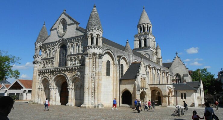 Quelle est la meilleure agence immobilière à Poitiers ? Nos conseils pour choisir