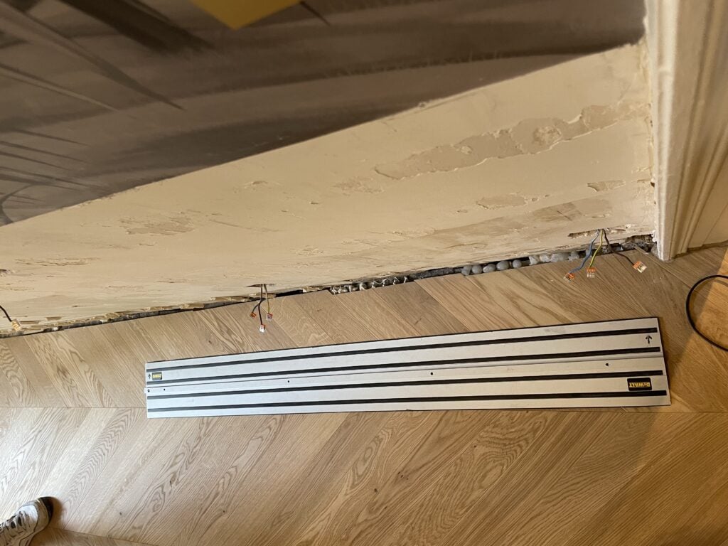 tracer de la tête de lit au sol