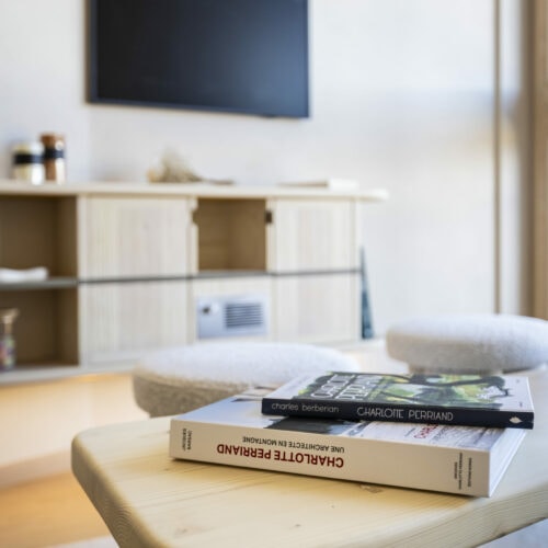 Rénovation d’un appartement aux Arcs 1800 – style Charlotte Perriand