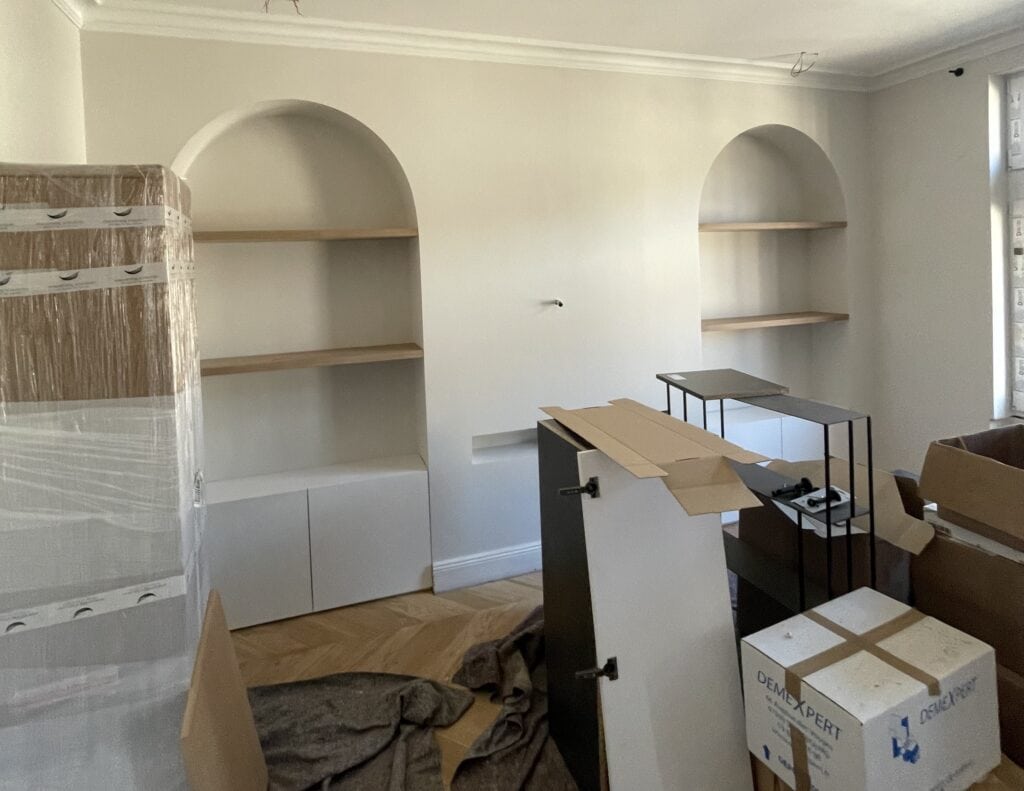 arche en placo avec étagères en MDF