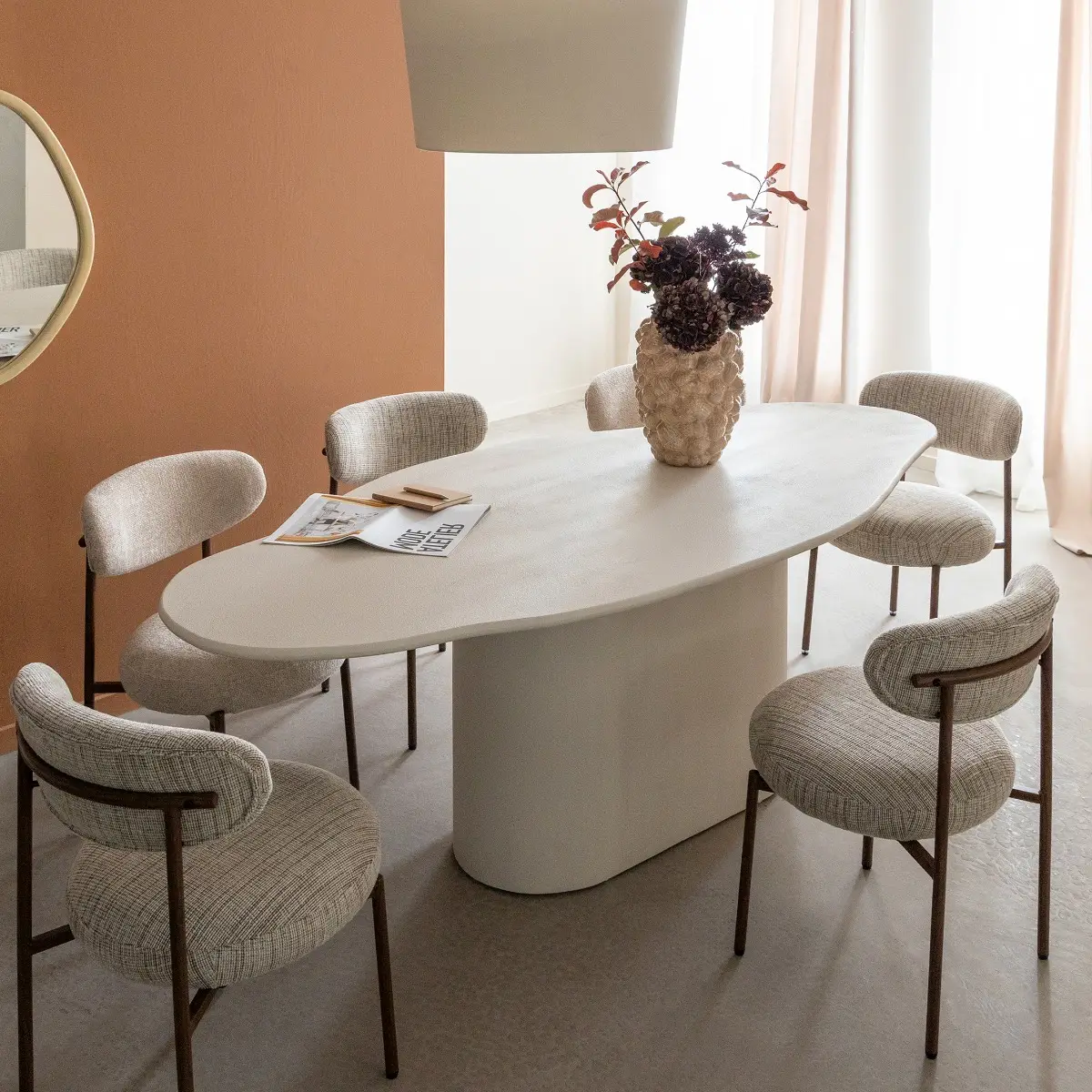 Hauteur table à manger : conseils pour ne plus jamais se tromper