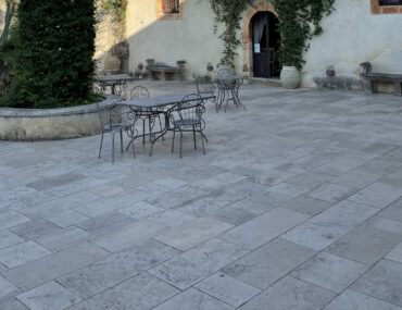 Prix d&rsquo;un nettoyage de terrasse : le prix pour la retrouver comme neuve