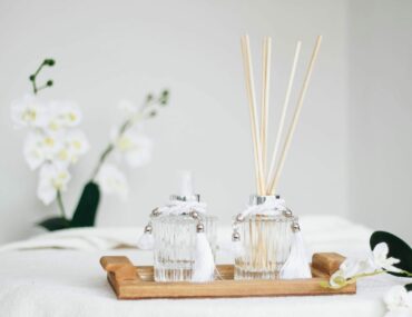 Parfum d’intérieur : comment transformer l’atmosphère de votre maison par les sens