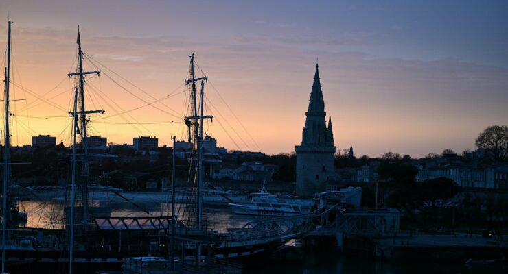 Investissement locatif à La Rochelle : guide d&rsquo;architectes d&rsquo;intérieur