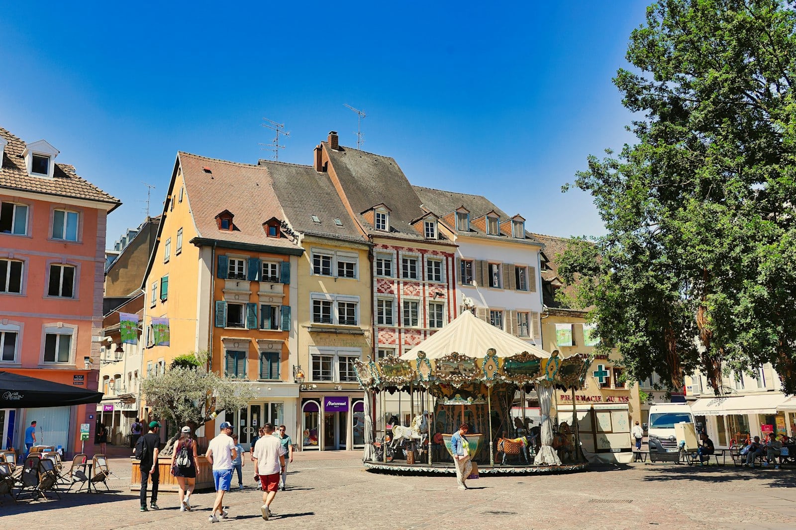 Immeubles anciens à Mulhouse, marché de l’immeuble de rapport