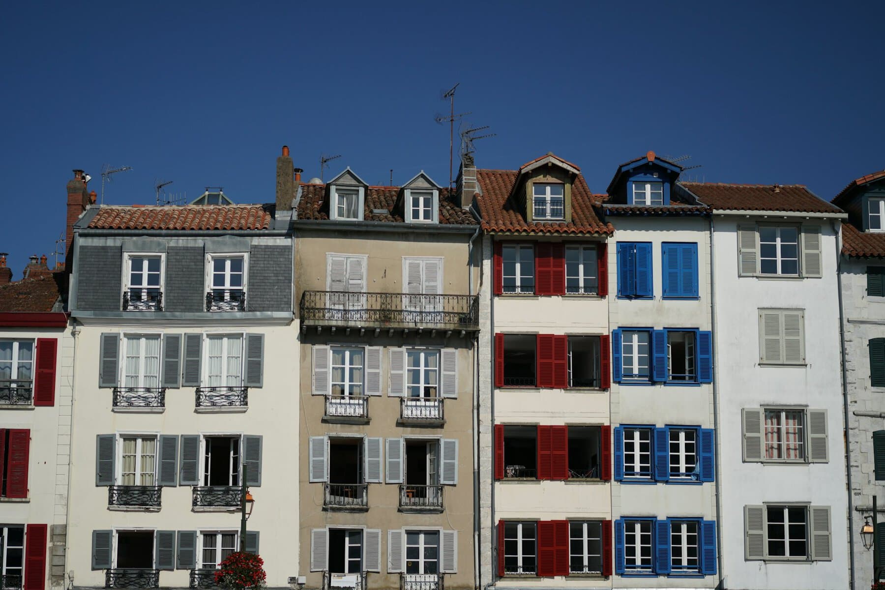 VMC dans un immeuble collectif : conseils, importance et prix