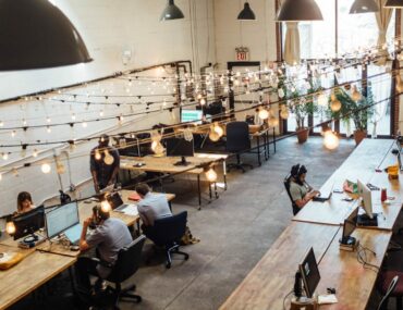 Aménagement espace coworking : zonage, acoustique et style
